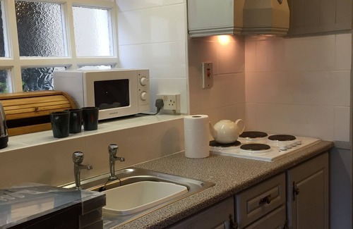Clifden Cottage | 1 Bed Apt - Clifden, near showgrounds in Clifden Town