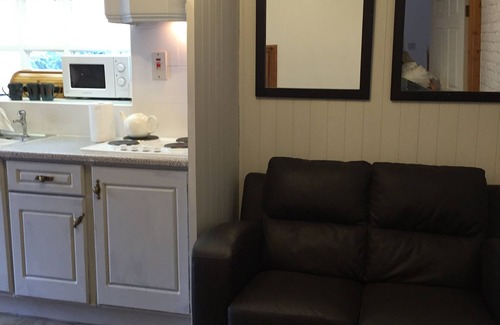 Clifden Cottage | 1 Bed Apt - Clifden, near showgrounds in Clifden Town
