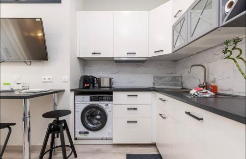 Gambetta Apartment | 1 bed, center of Nice with AC
