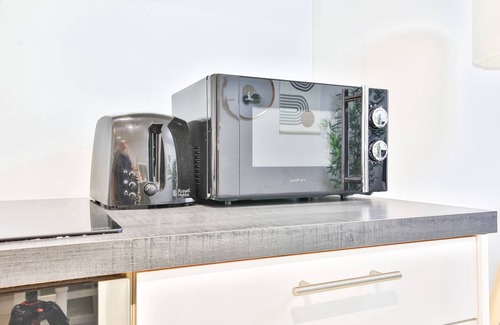Gabalfa Apartment | 1-Bed City Nest in Cardiff