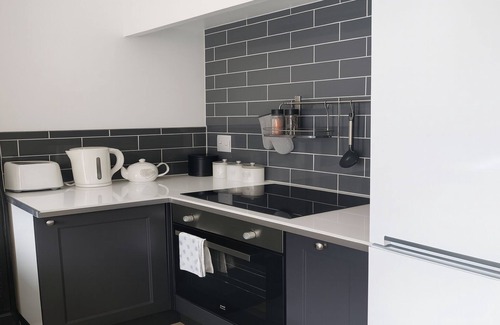 Camborne Cottage | 1 Bed Cottage-Sleeps 3-Pool-Pets-near St Ives