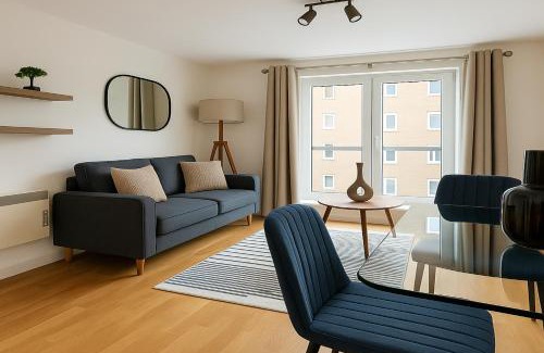 Canonbury Apartment | 1 Bed Flat by St Katharine Docks