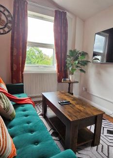Gipsy Hill Apartment | 1-Bed flat near West Norwood station