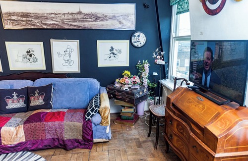 Angel Apartment | 1 Bed Flat - Sleeps 2 - Wifi - Smoking