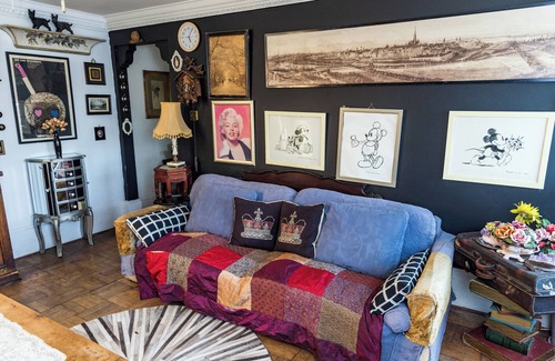 Angel Apartment | 1 Bed Flat - Sleeps 2 - Wifi - Smoking