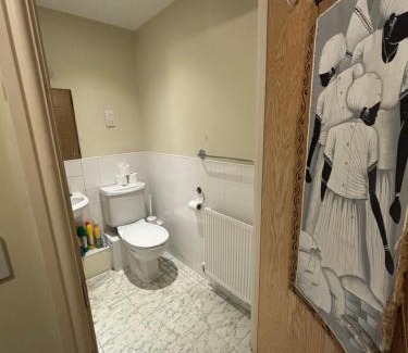 Marlborough Apartment | 1 bed flat sleeps 4 close to Wembley Stadium