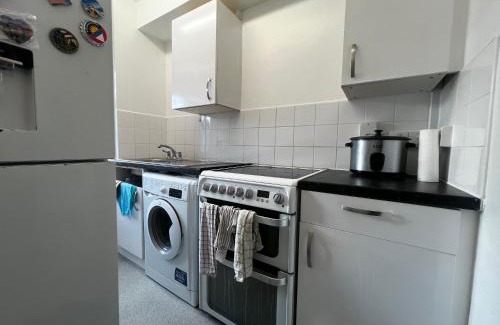 Markhouse Apartment | 1-Bed Flat with Fast Wi-Fi in prime location 15mins from central london
