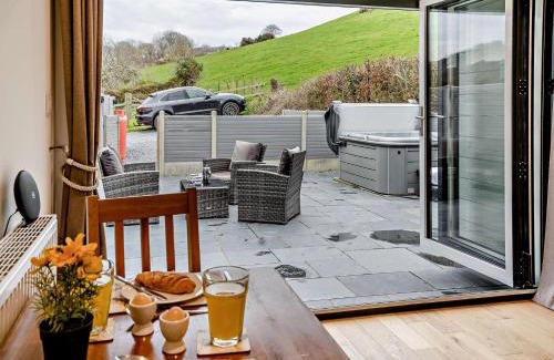 Aberaeron House | 1 Bed in Aberaeron 95972