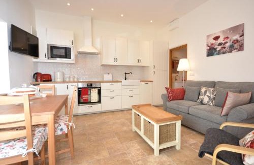 Pantygelli House | 1 Bed in Abergavenny 47884