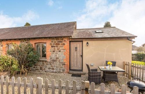 Kingswear House | 1 Bed in Barnstaple 09090