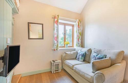 Kingswear House | 1 Bed in Barnstaple 09090