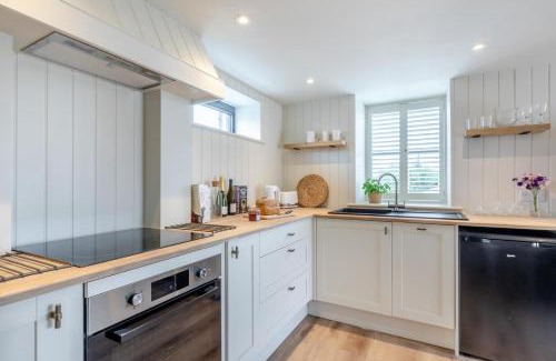Beaminster House | 1 Bed in Beaminster oc-g33041