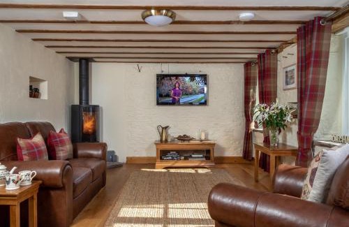 Llanfihangel Tal-y-llyn House | 1 Bed in Bwlch BN270