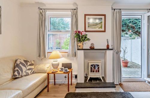 St Dogmaels House | 1 Bed in Cardigan MOOST