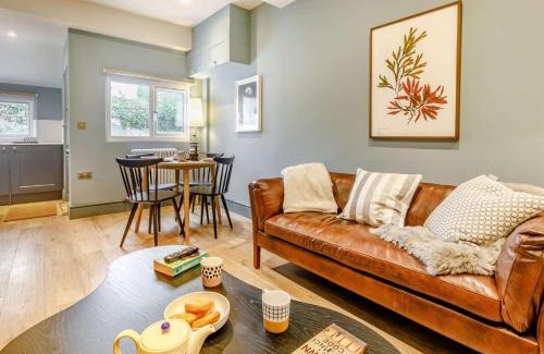 Charmouth House | 1 Bed in Charmouth 87528