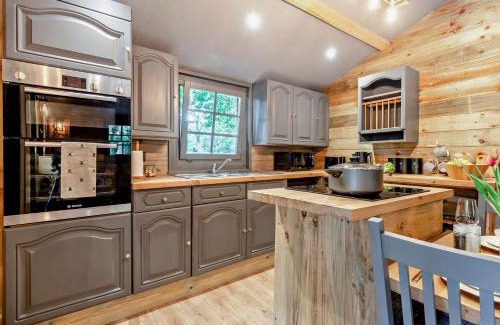 New Forest District House | 1 Bed in Christchurch 91944