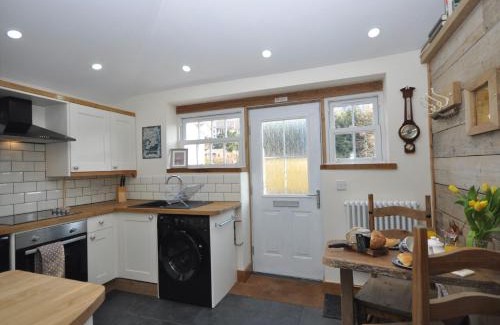 Cinderford House | 1 Bed in Cinderford 73633