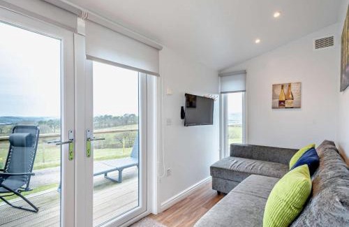 Dalry House | 1 Bed in Dalry 91418