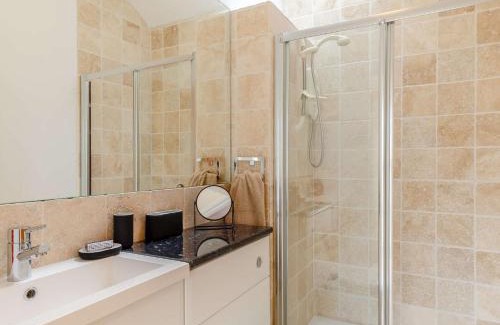 Redruth House | 1 Bed in Falmouth 85826