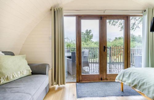 Llangammarch Wells Cabin | 1 Bed in Garth oc-k32702