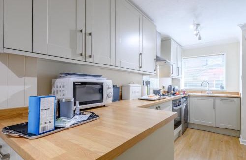 New Forest District House | 1 Bed in Milford on Sea 79332