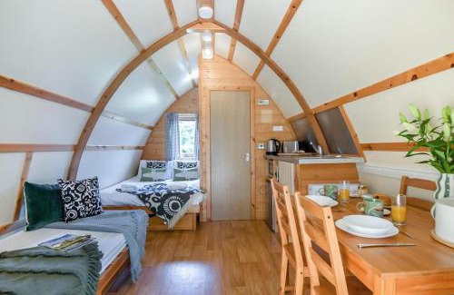 Cromer Cabin | 1 Bed in Northrepps oc-f32552
