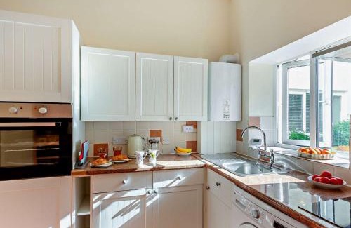 Penmaenmawr House | 1 Bed in PENMAENMAWR 95495