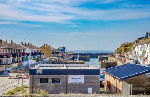 Portreath House | 1 Bed in Portreath 07540