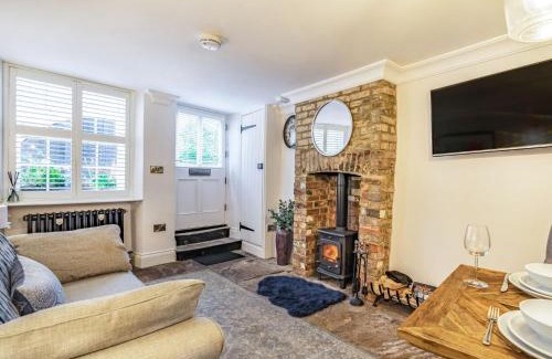 Richmond House | 1 Bed in Richmond 88054