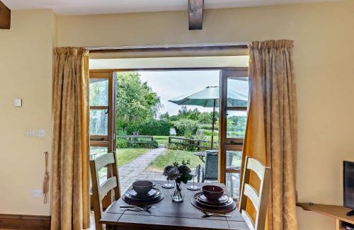 South Molton House | 1 Bed in South Molton LAKVI