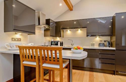 Halifax House | 1 Bed in Sowerby Bridge 90213