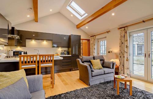 Halifax House | 1 Bed in Sowerby Bridge 90213