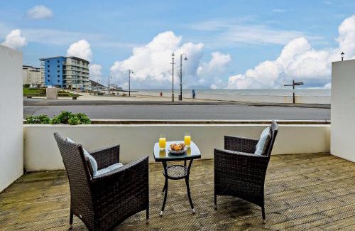Westleigh House | 1 Bed in Westward Ho NASEA