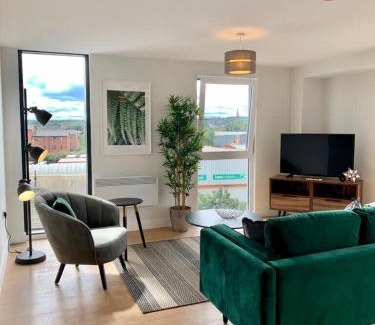 Leeds Apartment | 1 Bed Modern Apartment in a Converted Mill