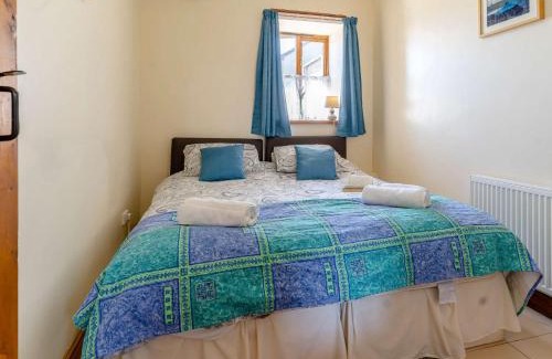 Llanybydder House | 1 bed property in Brynteg 81354