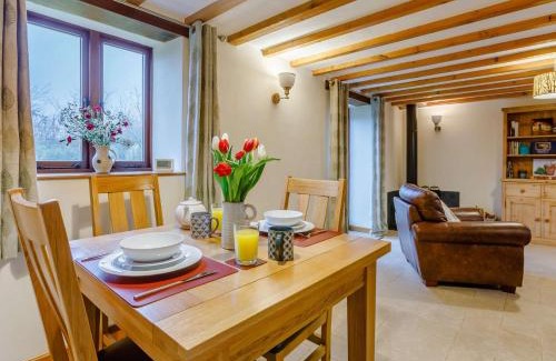 Hartland House | 1 bed property in Hartland 86571