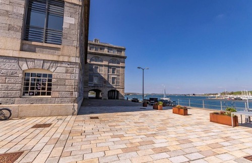 Plymouth Apartment | 1 Bed- Pureserviced 42 Brewhouse