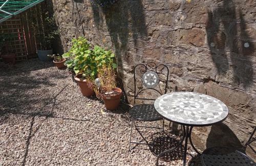 Bodmin Apartment | 1 Bed Retreat To Explore Cornwall Free Parking