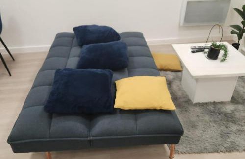 Golders Green Apartment | 1 Bed Studio - Central Free Parking