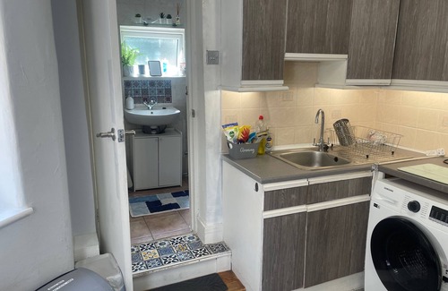 Dulwich Apartment | 1-bed Victorian gf Apartment in London