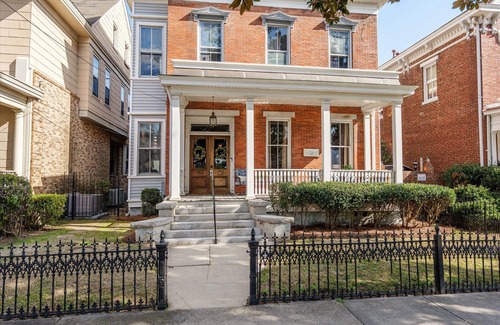 Downtown Apartment | 1 bedroom, 1 bathroom studio apartment in Downtown Augusta