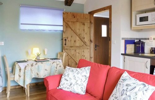 Berwick-upon-Tweed Cottage | 1 bedroom accommodation in Lowick, near Berwick-on-Tweed