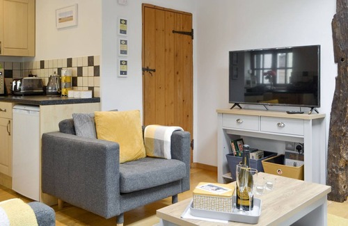 Flookburgh Cottage | 1 bedroom accommodation in Flookburgh, near Grange-over-Sands