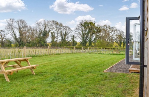 Moulton St Mary Cottage | 1 bedroom accommodation in Moulton St Mary