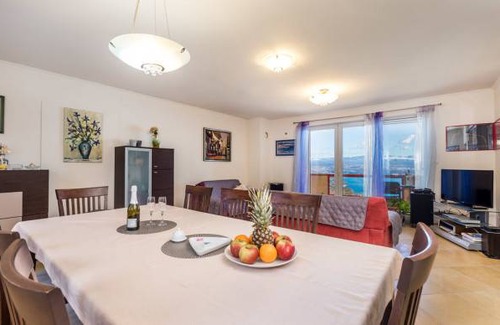 Tulisevica Apartment | 1 bedroom accommodation in Lovran