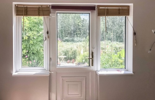 Combe Martin Cottage | 1 bedroom accommodation in Combe Martin