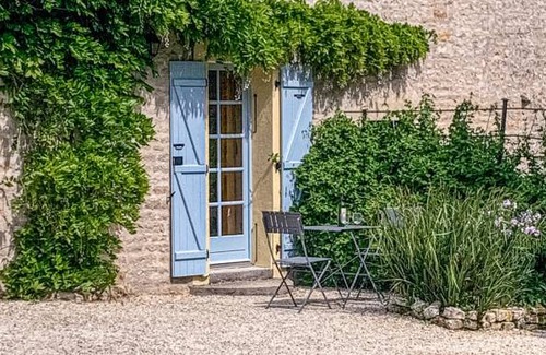 Nanclars House | 1 bedroom accommodation in Nanclars