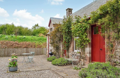 Murthly Cottage | 1 bedroom accommodation in Blairgowrie
