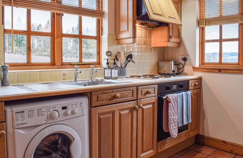 Perth Cottage | 1 bedroom accommodation in Forgandenny