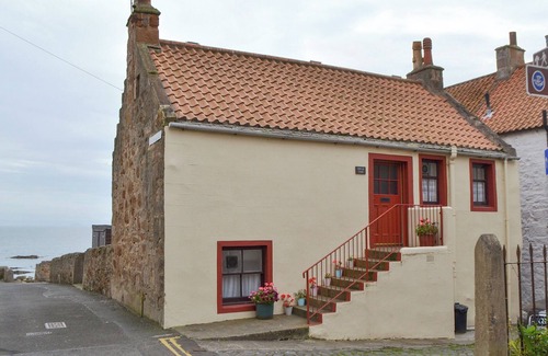 Anstruther Cottage | 1 bedroom accommodation in Cellardyke, near Anstruther